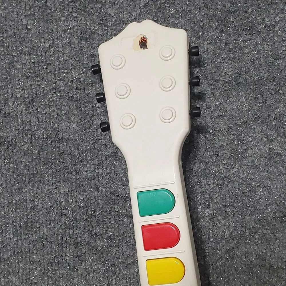 Nintendo Wii Wireless Guitar Hero Shredmaster Dreamgear White Video Game Guitar